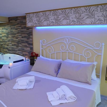 Corte Manzoni Independent Suite カターニア エクステリア 写真