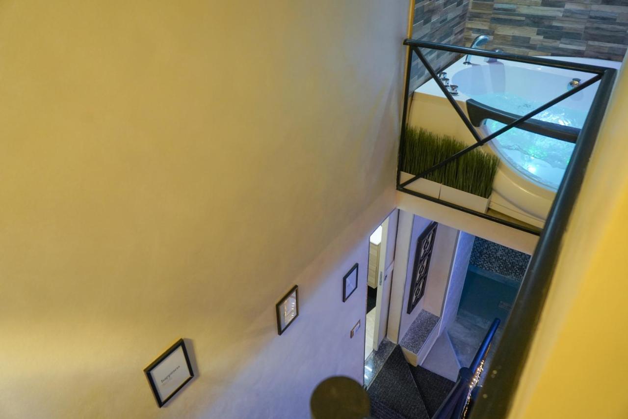 Corte Manzoni Independent Suite カターニア エクステリア 写真